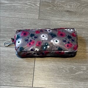 Packable, reusable travel Floral Women's Bag. Pack in itself.